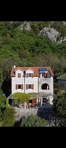 BEAUTIFUL STONE HOUSE IN LIPCI – AN AUTHENTIC HOME IN THE BAY OF KOTOR — photo 40